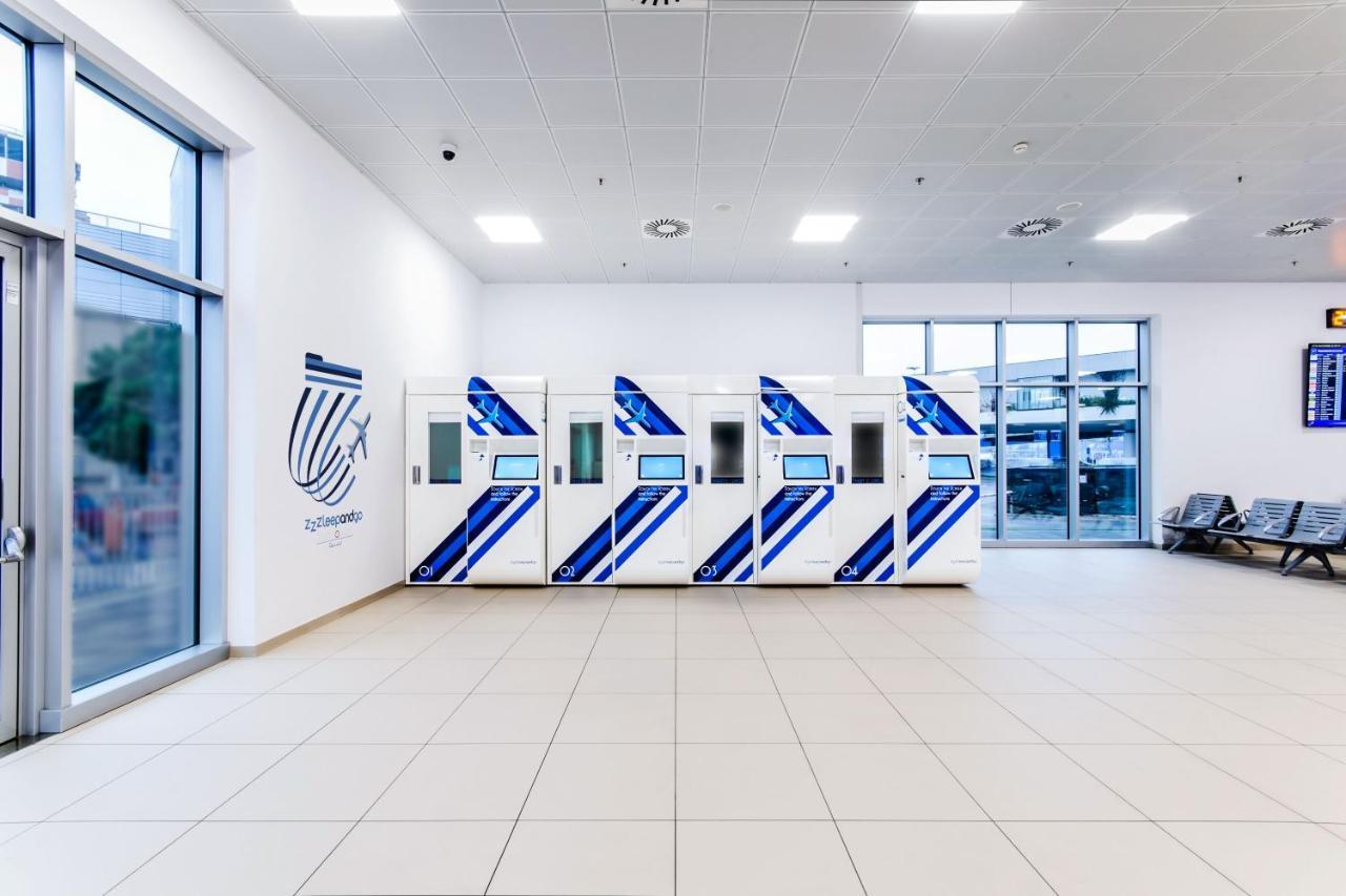 Resting Pods - Zzzleepandgo Vce Venice Airport Capsulehotel Tessera