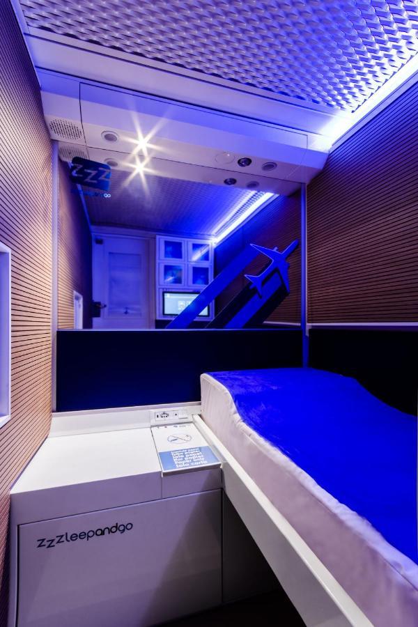 Capsulehotel Resting Pods - Zzzleepandgo Vce Venice Airport *